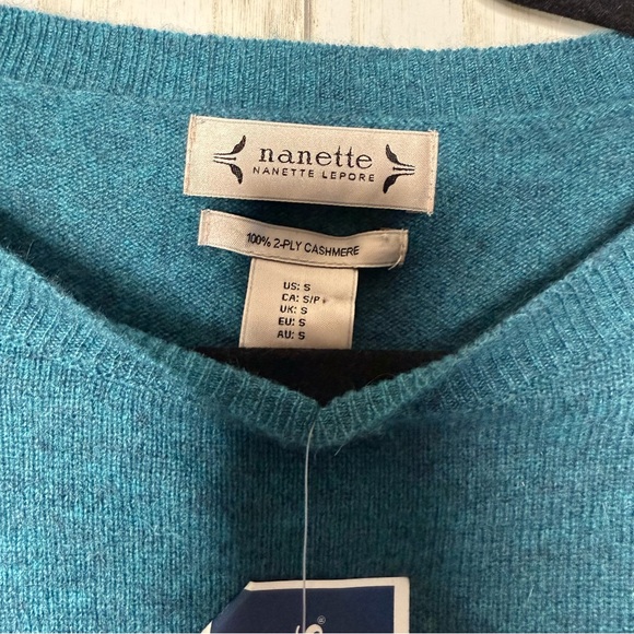 Nanette Lepore NWT 100% cashmere Teal Sweater - Picture 2 of 3